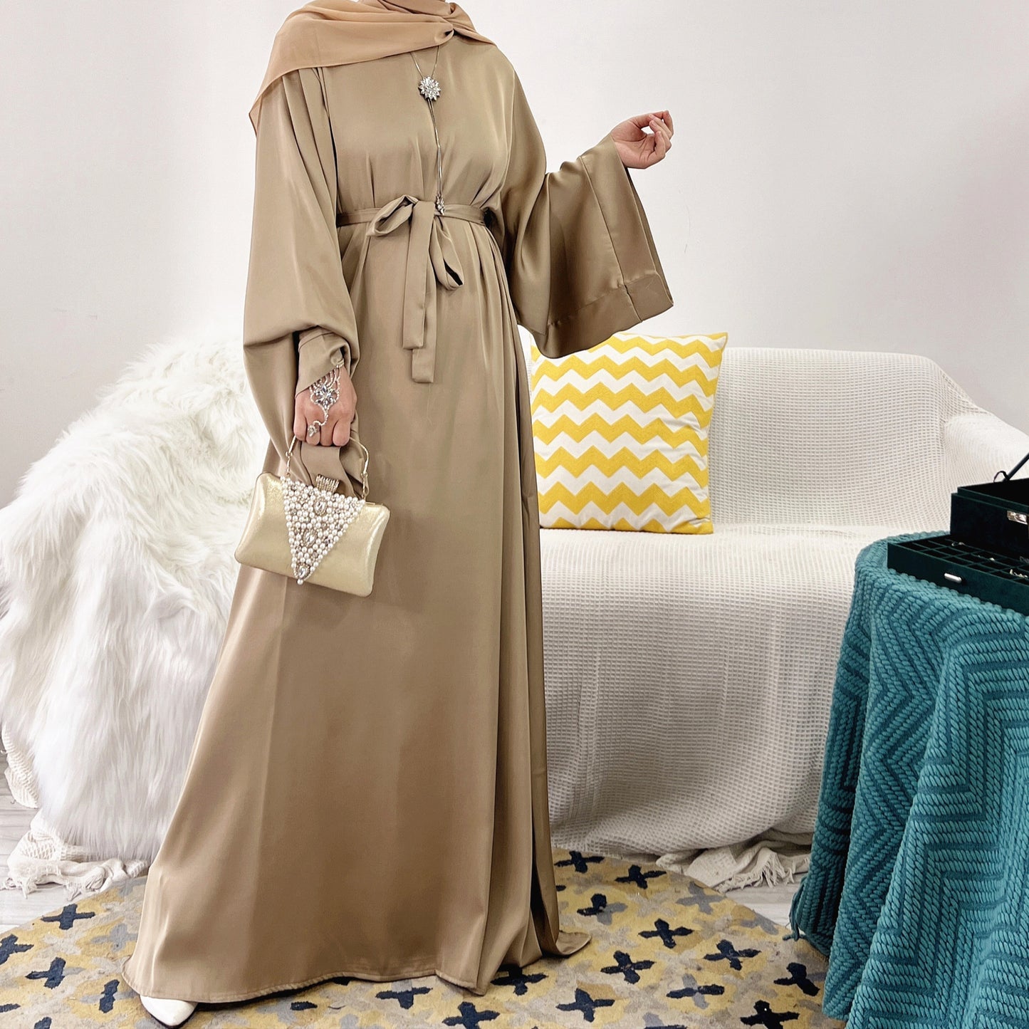 #503 stain closed abaya with pocket